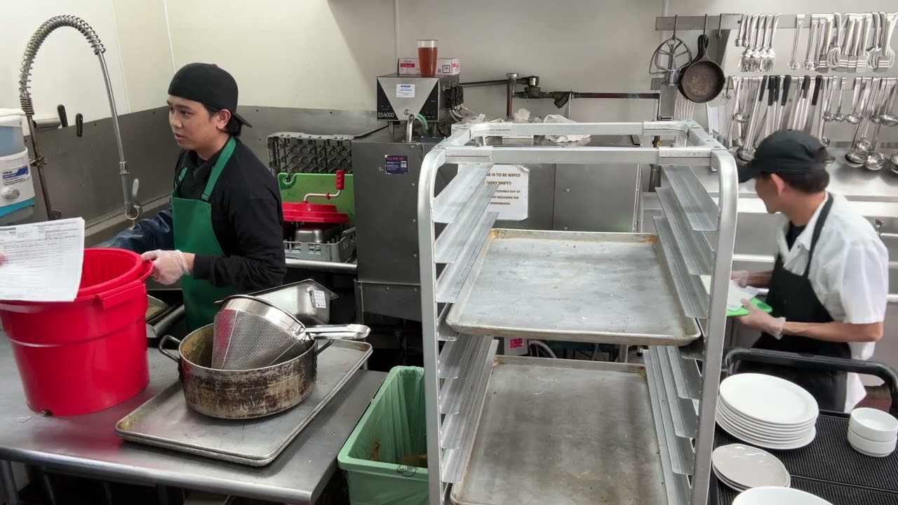 Episode1 Dishwasher in AAU