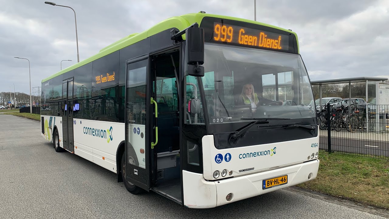 Met een oude VDL ambassador bus de dienst op! 🚌 ~ buschauffeuse Lizette