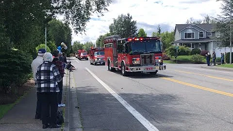 Glacier Peak HS 2020 Graduation Parade