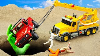 Rescue the truck from the Hand with excavator and crane truck | Police car toy stories