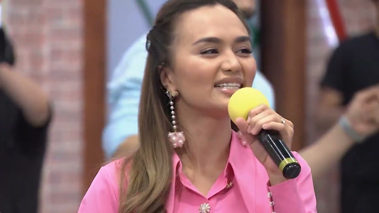 Әкесі қызына порно оленді бүлдірді Мини-терс киген жалаңаш, сексуалды қыздардың суреттері