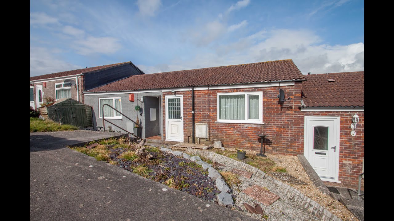 6 Bradfield Close, Mainstone, Plymouth YouTube