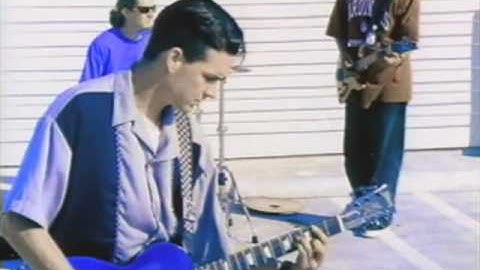 Farside - Audience [OFFICIAL VIDEO]