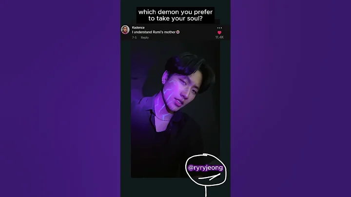 bi: panics #kpopdemonhunters #cosplay #sajaboys #huntrix #jinu #netflix #bi #demonhunters