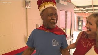 Carrollton school honors custodian who's retiring years of service