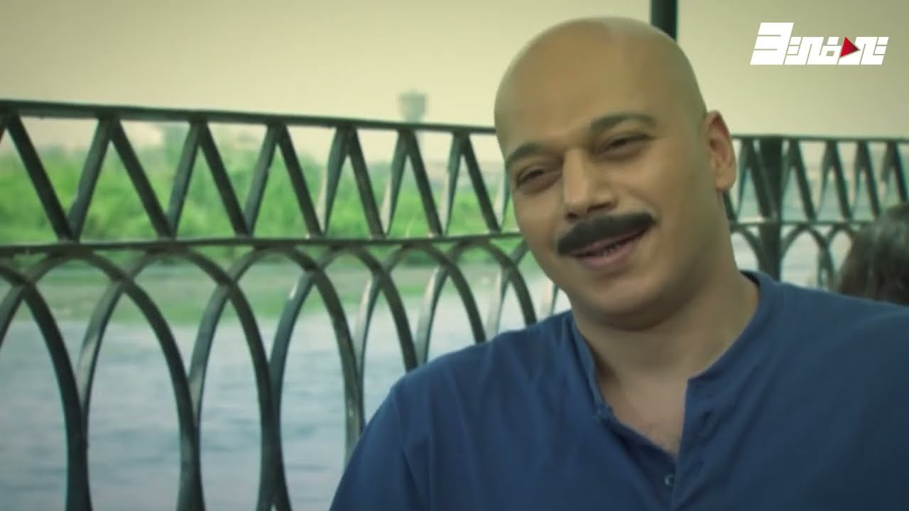 نزلت تسبح بالبركة وراجل غريب صار يبص عليها بالصدفة بيحبو بعض وزواجهم كان غلط