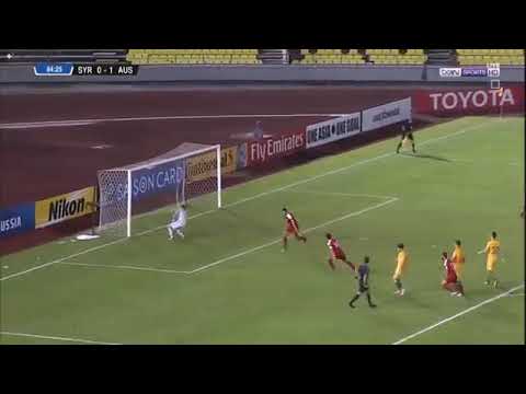 جنون عصام الشوالي على هدف عمر السومة الرائع في شباك استراليا في الدقيقة 85 