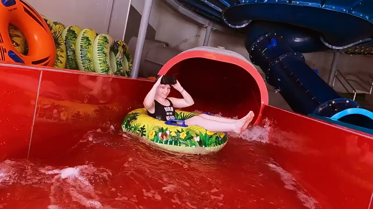 Virtual Reality Slide Promo 2023