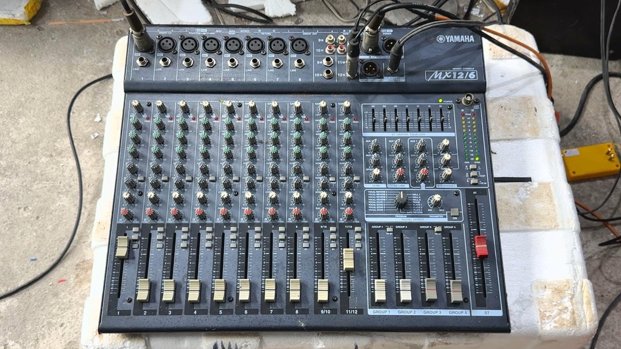 yamaha mx12/6 - YouTube