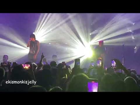 Sleeping With Sirens