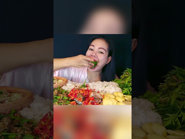 mukbang daun pepaya muda ditambah dengan jengkol muda #shorts #jengkolmuda #mukbang