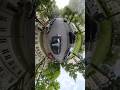 Durch die Straße von oben in 360° 🚗✨ | Ein Blick aus der Vogelperspektive"