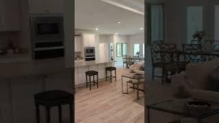 GET ME THIS LIVING ROOM😭 | Freeport, Florida | Roar Team