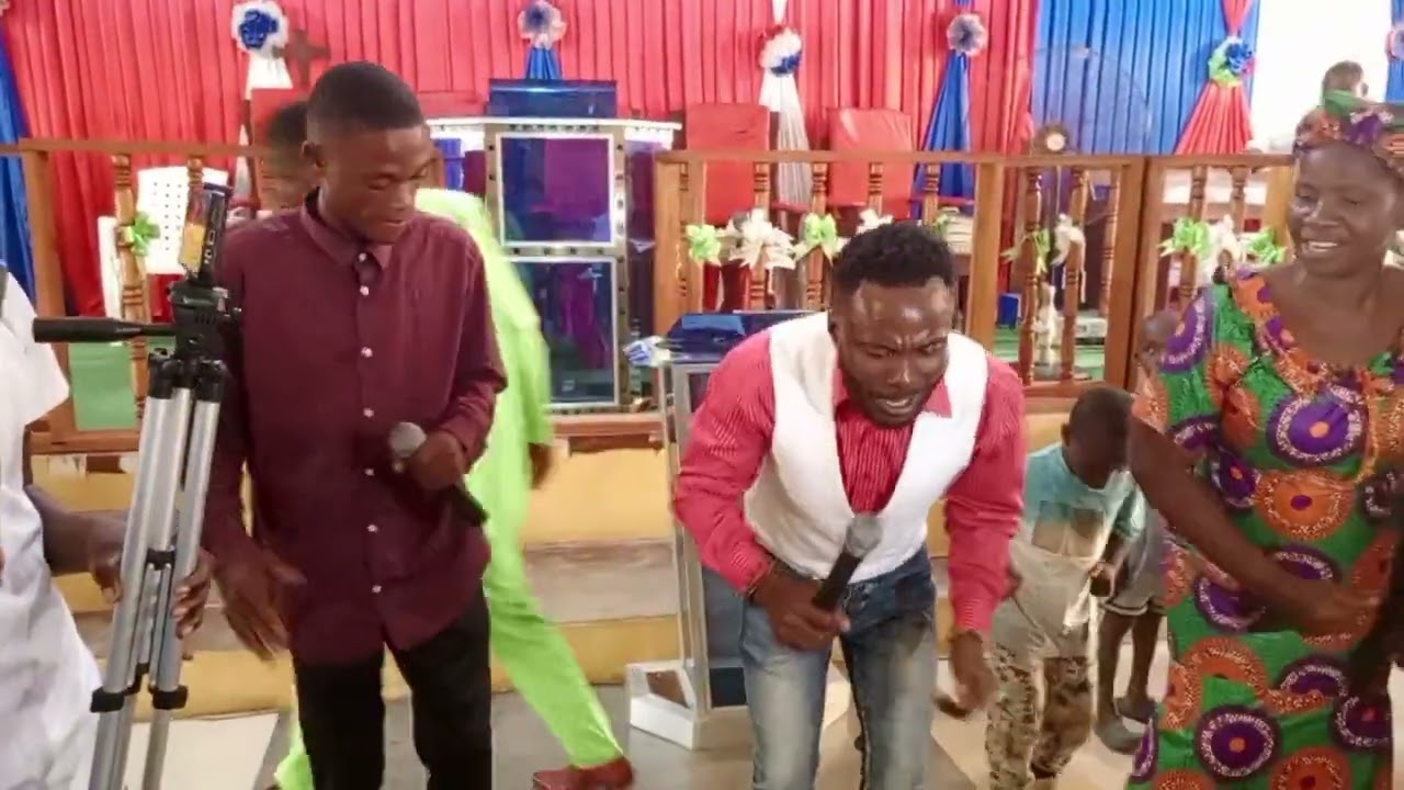 Have been delivered from problems Emmanuel s mendin a nimba county gospel traditional singer