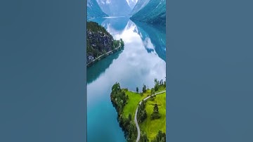 تلاوات مختارة /  عبدالعزيز السحيم ( ﻿ويسألونك عن الجبال فقل ينسفها ربي نسفا ,,, )