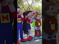 A Miguelita nada le divierte - Bely y Beto
