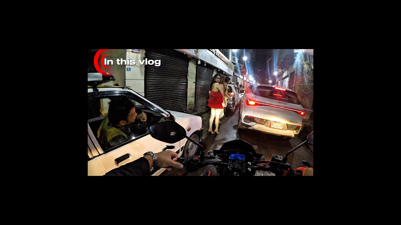 Friday Night thamel Blogs // Indriver pathao ride beautiful Girls Reaction 