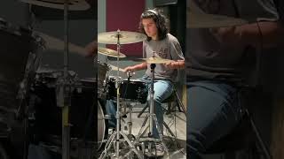 THE PRETENDER - FOO FIGHTERS (DRUM COVER) - DIEGO LARIOS Diego Larios