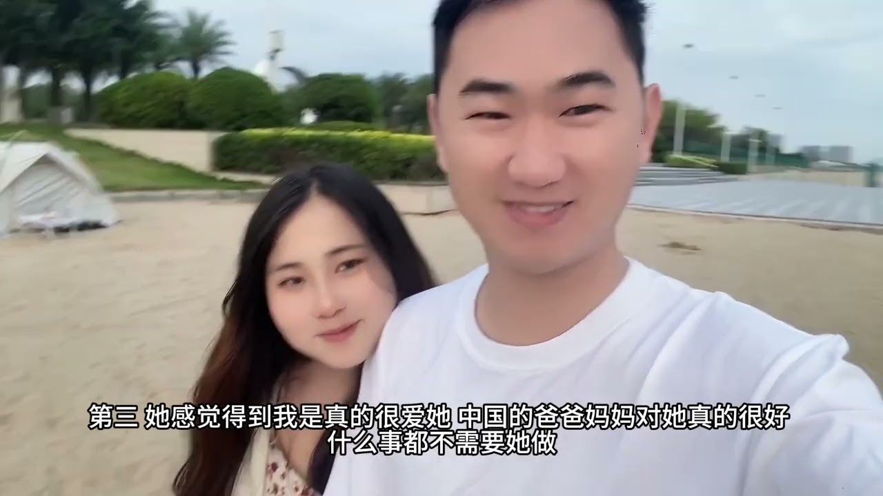 老挝媳妇希希怀孕以后很容易胡思乱想，我不知道该用什么办法抑制她的不安，多多陪伴她吧#老挝媳妇 #记录真实生活 #老挝媳妇在中国生活 #老挝媳妇希希 #老挝苗族女孩