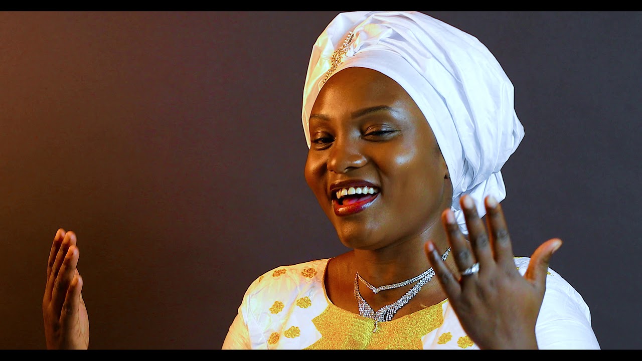 ⁣Estha Niyokwizera - Nimeona faida (Official video)