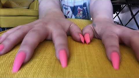 ASMR Fabric Ottoman Scratching/Tapping and Hand Movements (no talking)