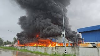 Hot news! Another fire at a plastic factory in Khlong Nueng Subdistrict, Khlong Luang District, P...
