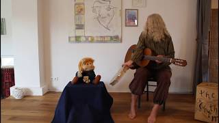 Paule Und Silvia Singen Tanzlied Der Tiere