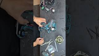 Makita 40V Max XGT Impact Wrench (TW001G) DIY Repair | Stator, Switch &amp; Regreasing Part 07