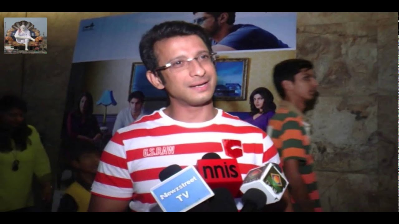 DIL DHADKNE DO SCREENING WITH SHARMAN JOSHI  1