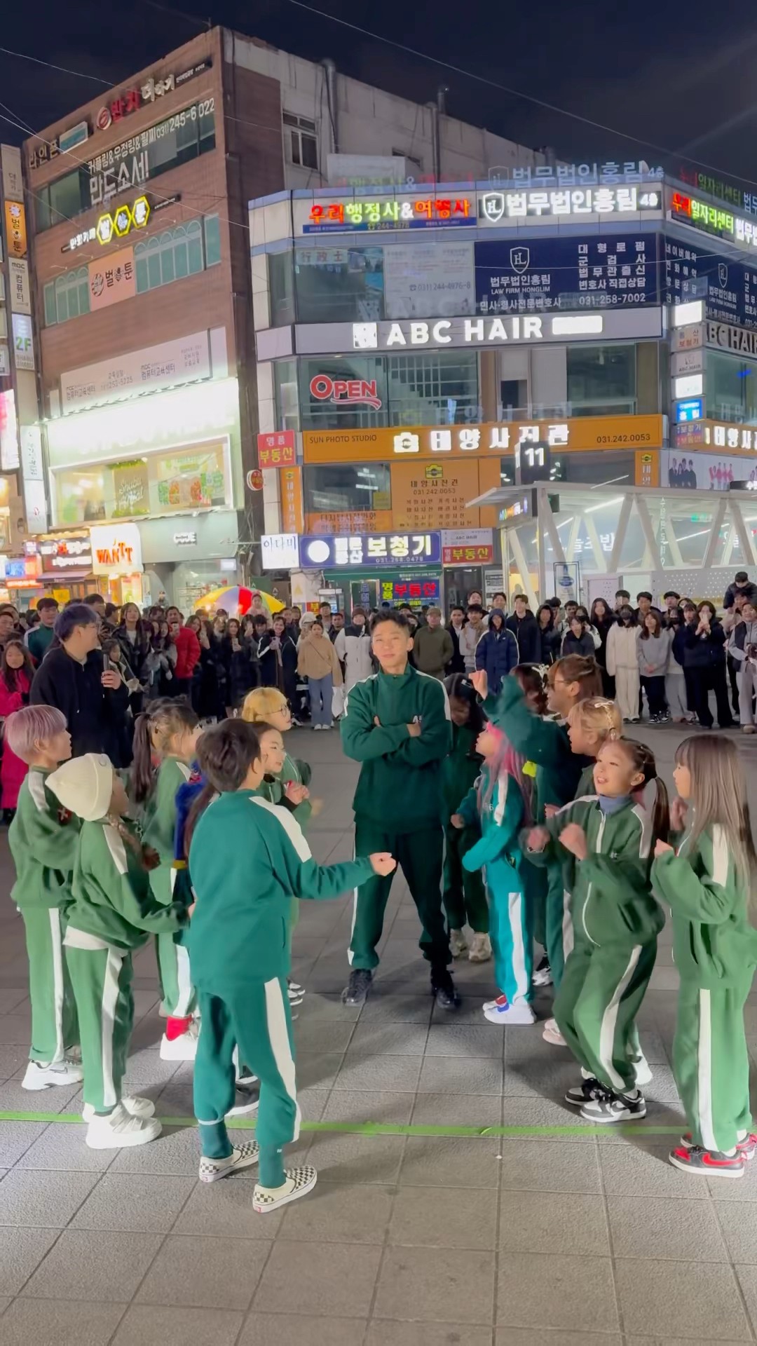 Squid Game_456베로 괜찮아?#춤추는곰돌 #춤추는곰돌의랜덤댄스 #dance #kpop #댄스 #music #squidgame #오징어게임 #괜찮아 #hiphop #챌린지