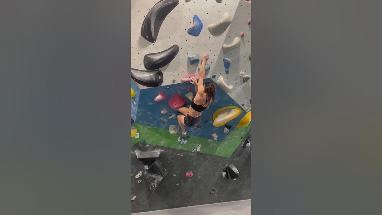 The dab was 🙅🏽‍♀️ must repeat for glory 😤 climbing 