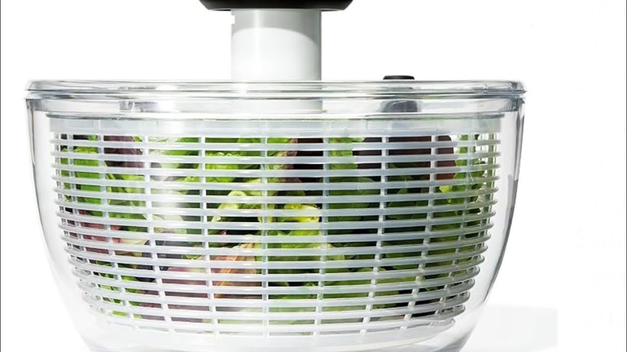 OXO Good Grips Salad Spinner | Lettuce Spinner | Fruit Washer | Fruit Washing Bowl with Strainer