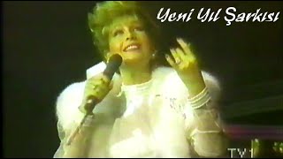 Emel Sayın - Yeni Yıl Şarkısı (80'ler Yılbaşı Programı) Resimi