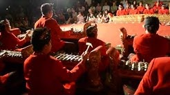 Balinese Gamelan in Ubud Palace  - Durasi: 8:46. 