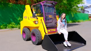 :     . How Russian skid steers are made.