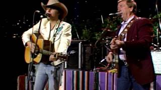 Miniatura del video "Dwight Yoakam - "Streets of Bakersfield" [Live from Austin, TX]"