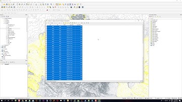 Update selected features in QGIS