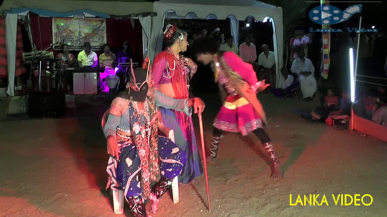 මකෝ ඇයි මොකෝ  හිනා කාලා මැරෙනවා at Pelwehera Dambulla