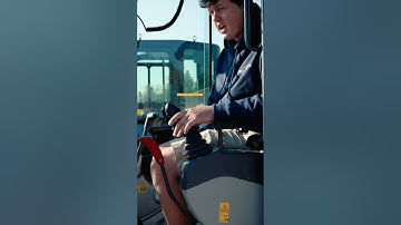 3 Ton Excavator, How to Operate - ISO Controls