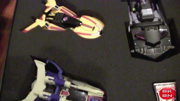 Botcon 2011 Day 1: Enter The BOTCONDO! Men Playing With Toys