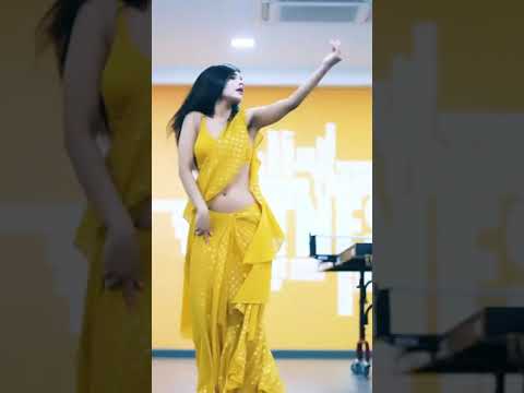  Sriiiiish Instagram Reel🔥❤️ #saree #hotness #dance #yellow #reels #shorts  #romantic