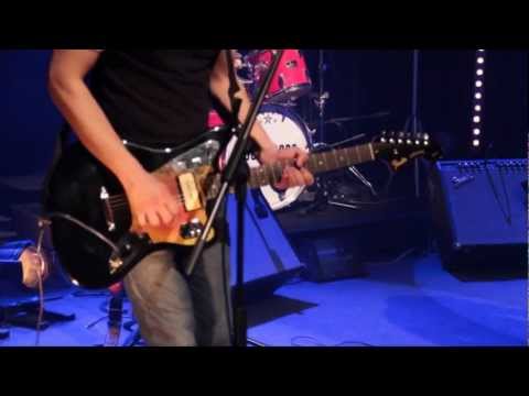 Putar Gris - Boomerang