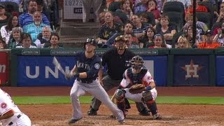 SEA@HOU: M. Saunders' two-run double puts Seattle up