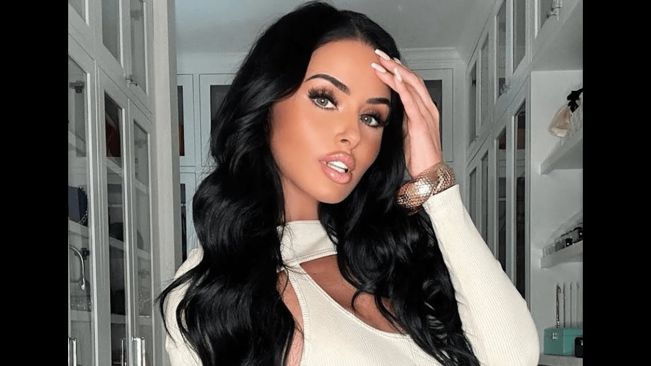 Abigail Ratchford: Model, Actress, and Influencer – Bio and Insights ...