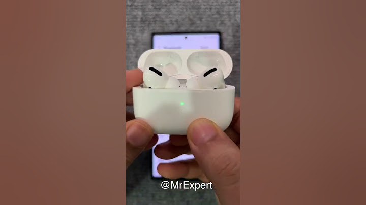 How to Connect Airpods to Galaxy S22 Ultra and Android smartphone #shorts