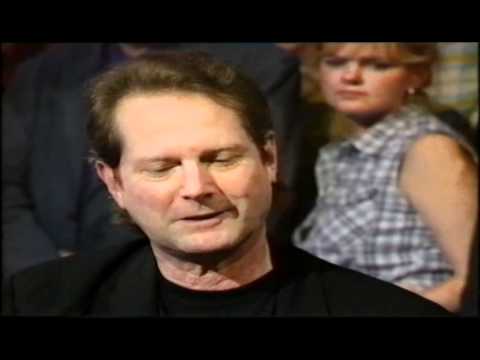 Roger Mcguinn Interview on Jools Holland 1997