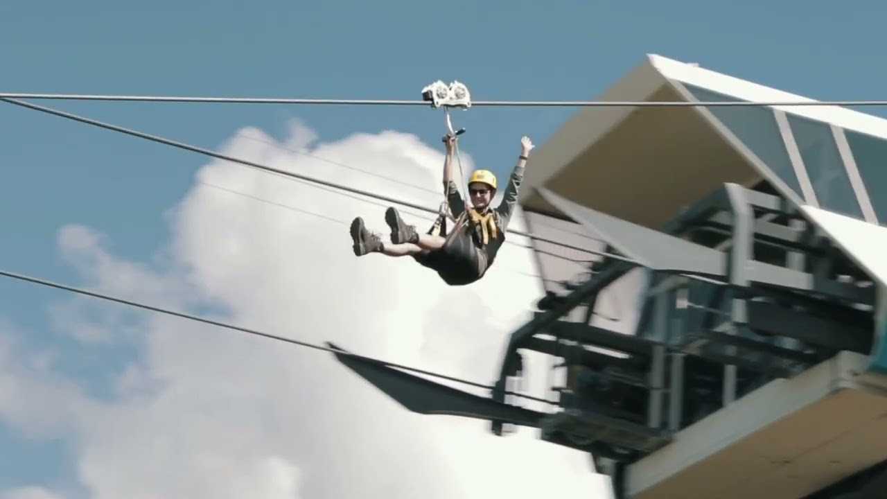 Längste Seilrutsche Europas im Hoch-Ybrig