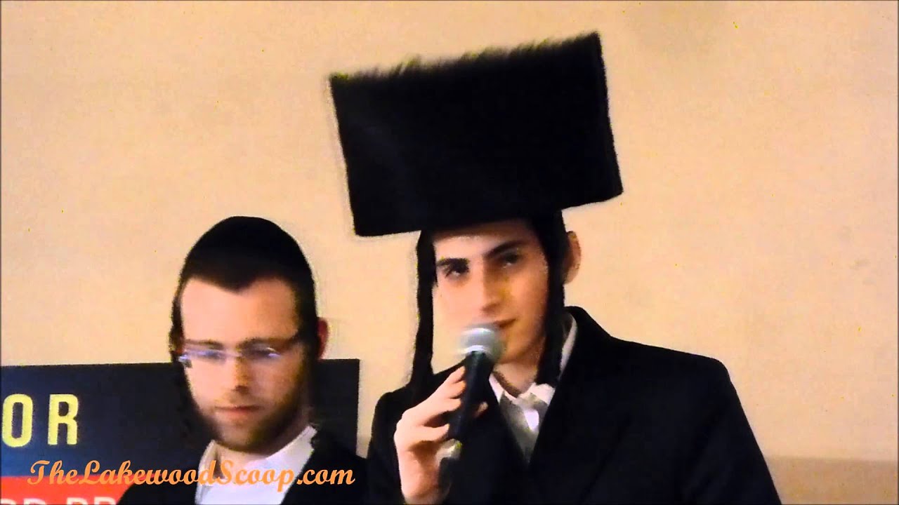 Motty Steinmetz at Tomchei Shabbos Dinner Lakewood 2015