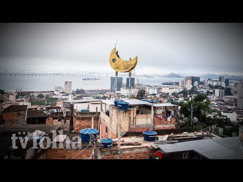 JR no RJ: O artista francês que construiu uma lua no morro
