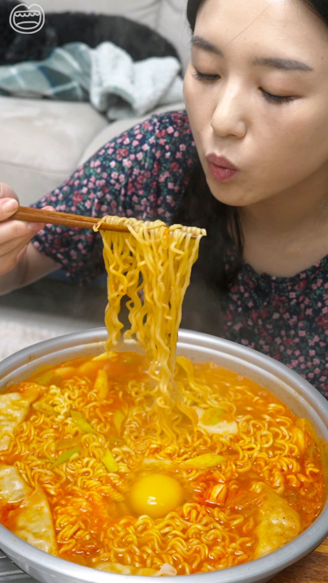 라면...2개는 적고 3개는 많을때